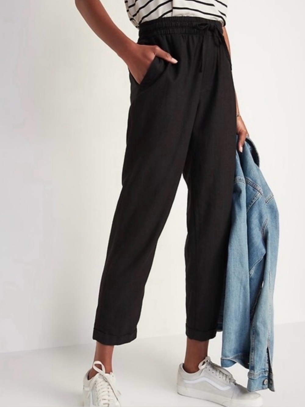 Old Navy Cropped Black Pull on Pants Size Large